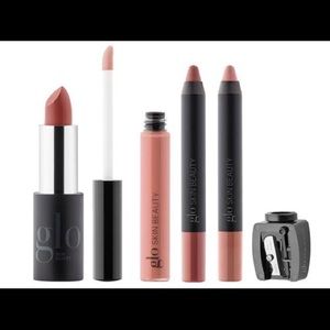Glo Skin Beauty Fall in Love with Nudes Lip NWT